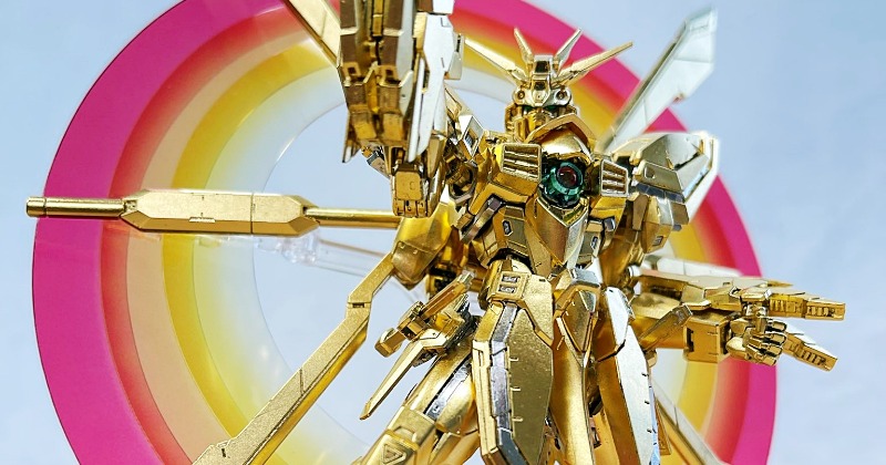 加賀職人の“金箔ガンプラ”に反響、不況で賃金低下が限界突破