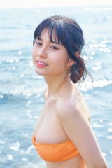 画像・写真 | 大久保桜子、オレンジの水着で妖艶な表情 デジタル写真集でブラを外し“シーツ1枚”の大胆カットも 1枚目 | ORICON NEWS