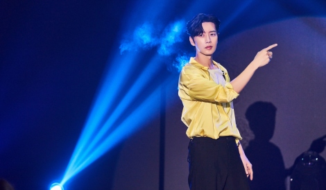 ��ʎʐ^��Hulu�v���~�A�w������V���[�^�C���x10��4������S16�b�ꋓ�z�M�iC�jLicensed by SAMHWA NETWORKS CO., LTD. �iC�jSAMHWA NETWORKS. All Rights reserved 