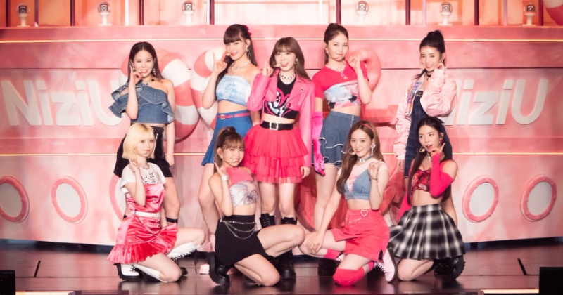 Niziu コンサートセット NiziU、初のドーム公演「NiziU Live with U 2022 “Burn it Up