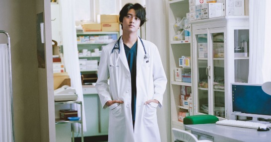 キンプリ高橋海人、新米医師役で『Dr.コトー診療所』出演 “強い