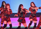 \Ɣ\OɃZ^[ŔI18ʁuShow fight!v=AKB48{3dayswxW!JbvONGXgA[xXg30x(C)ORICON NewS inc. 