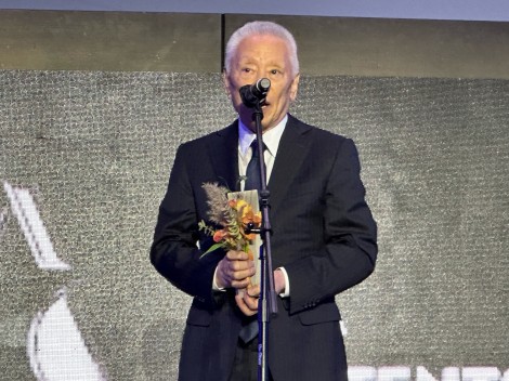 w4AWARecA[hiACAjxUJ܂܂ЃPC_bV\E쑺v 