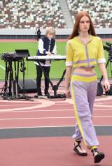 �w���c���b 2023 �t�ăR���N�V�����uTAE ASHIDA SPRING SUMMER COLLECTION 2023�v�x�̗l�q(C)ORICON NewS inc. 