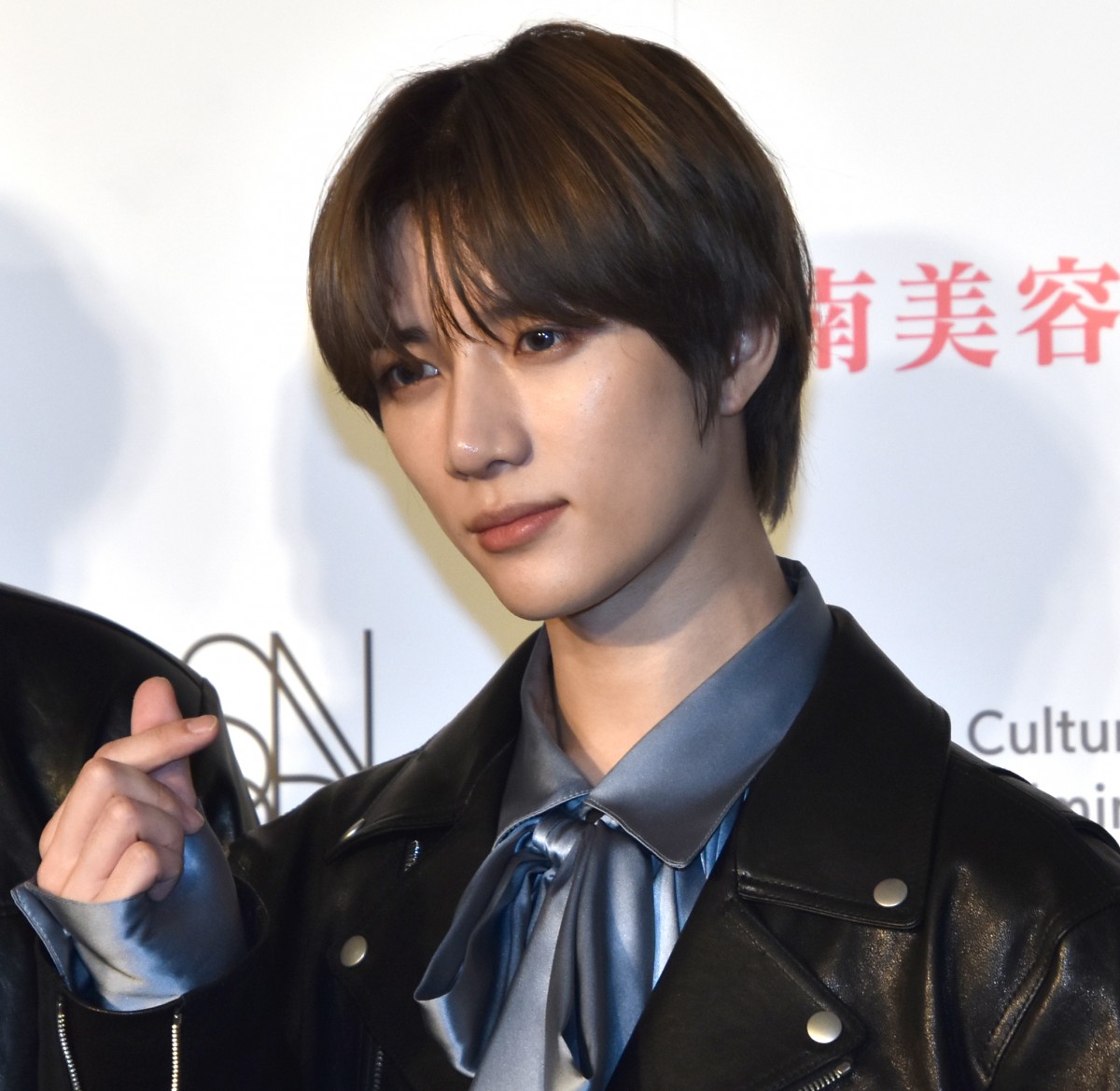 TXT フリース　ジャケット 未使用　新品 ヨンジュン　ボムギュ　スビン 画像・写真 | TXT、『KCON』2日目1番手＆トリ務める スビンが