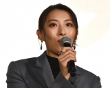 fr[AowFreelyxƁwShinex̔LOCxgJÂ傤 (C)ORICON NewS inc. 