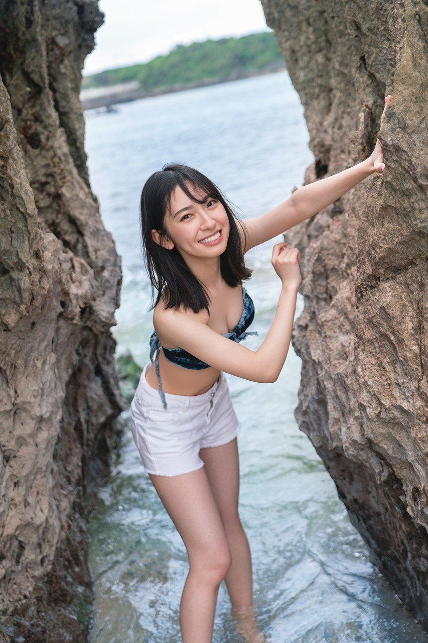 日向坂46 金村美玖 写真集着用 水着 - 水着セパレート