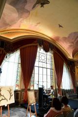 画家”大塚愛、本格的な油絵を披露 自宅は作品だらけ「娘は多分イラッ