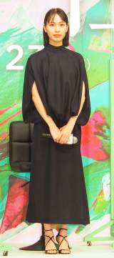 �f��w�ꐫ�x�����񍐉�ɏo�Ȃ����˓c�b�����iC�jORICON NewS inc. 