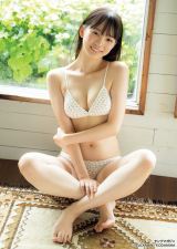 ミスマガ審査員特別賞」藤本沙羅、麗しのビキニ＆バレエ衣装で魅了