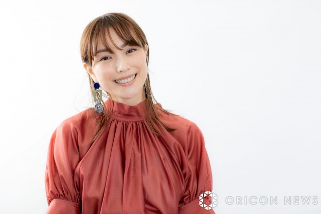 A BATHING APE Tシャツ 蛯原友里 ILMARI 結婚 A BATHING APE Tシャツ 蛯原友里 ILMARI 結婚