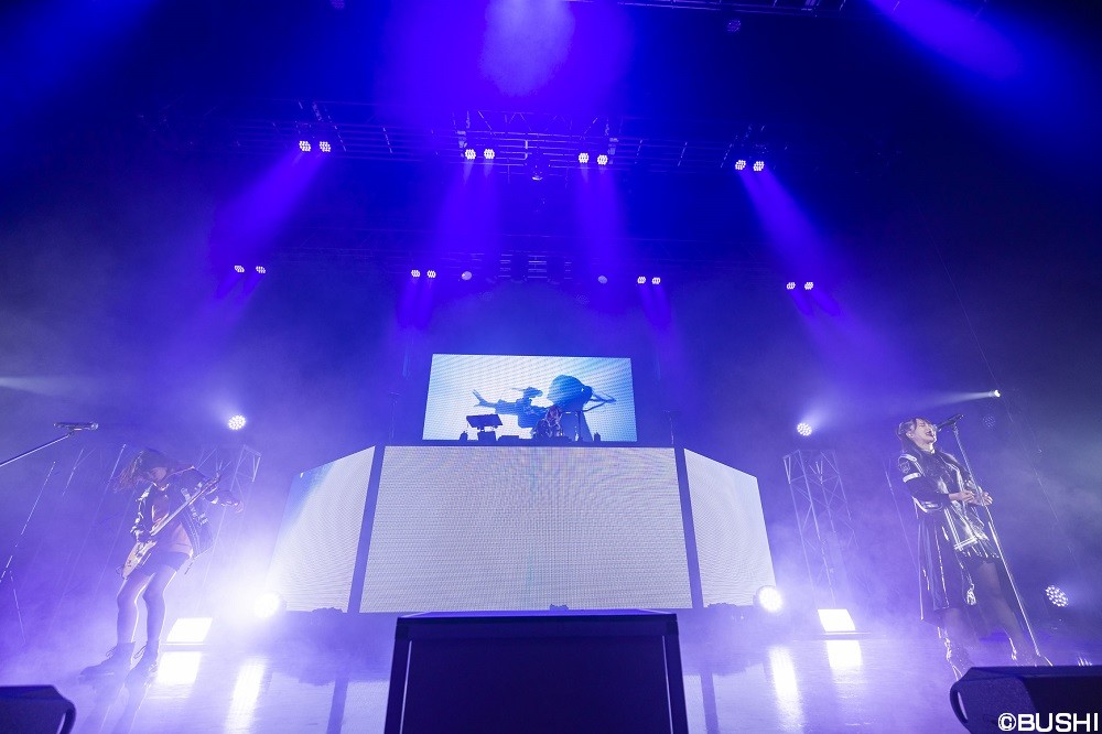 PASSPO☆ ぱすぽ☆ サイン付写真集 未開封 エムオン 根岸愛 D4DJ 14827