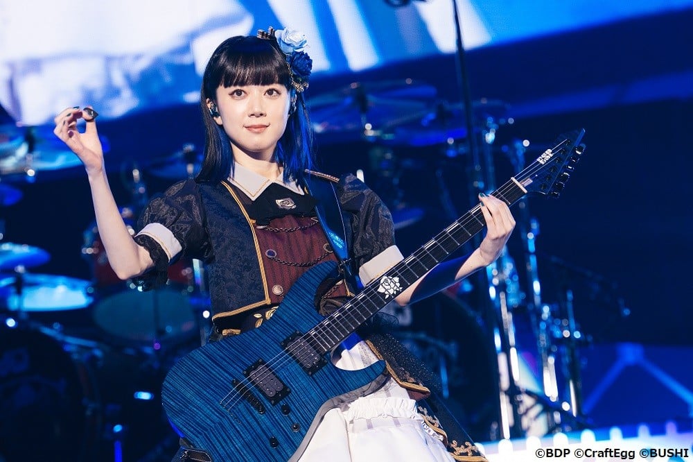 Roselia 工藤晴香複製サイン入りカード ギター購入特典くどはる