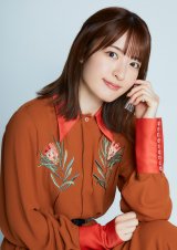 �������q 