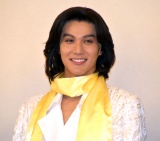 �����u�A���a�̗w�̃X�^�[���ŃL���L���Ί�u�I�[������Ă�悤�Ɂv �̏��V�[���̂���1�N���̃{�C�g�� 