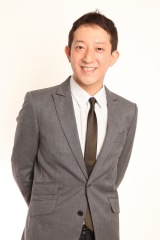 �Y�[�g�s�A�x�@����t�S���Ń`�[�^�[�̃x���W���~���E�N���E�n�E�U�[���̍����ΗY�i�T�o���i�j 