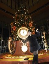 wMarunouchi Bright Christmas 2022`YUMING 50th BANZAI!`xNX}Xc[_ɓoꂵCJR 
