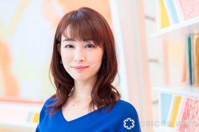 新井恵理那画像　高画質 画像・写真 | 新井恵理那“超ミニ”で美麗な絶対領域あらわ「ミニスカえりーな最高」「可愛すぎる」 1枚目 | ORICON NEWS