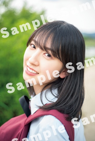 画像・写真 | 日向坂46金村美玖、水色ビキニでピース ネット書店
