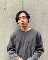 ���N�R���A�G�b�Z�C�{�u�����q�A���j�q�v�iKADOKAWA�j�𔭔��B�g�����X�W�F���_�[�̔Y�݁A��������������ؖ{�t������BInstagram�i@kanata_1023�j��� 