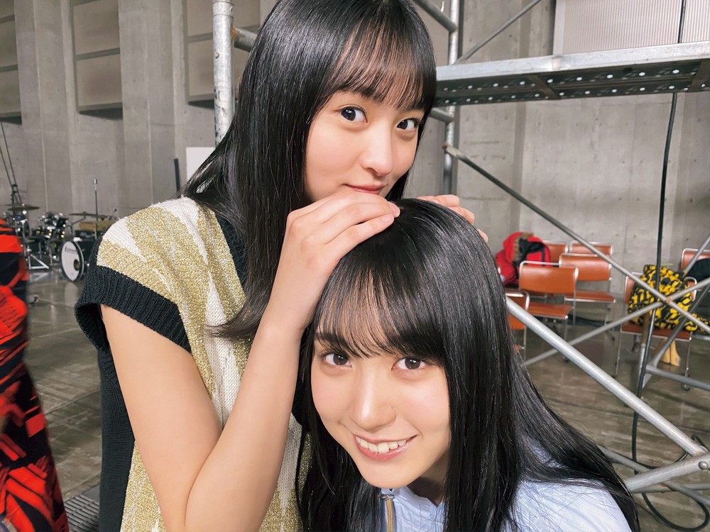 乃木坂46『乃木撮』第3弾発売 齋藤飛鳥＆山下美月の密着ショット