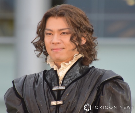 橘ケンチ　千社札　まとめ売り インタビュー】橘ケンチ「日本人としてどこでも勝負できる存在に