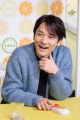 �H�ʂ̒��씎�A�V���Ȕ��� �w�}�z���X�x����́g���N�A���VS��}���߂��{�X�h 