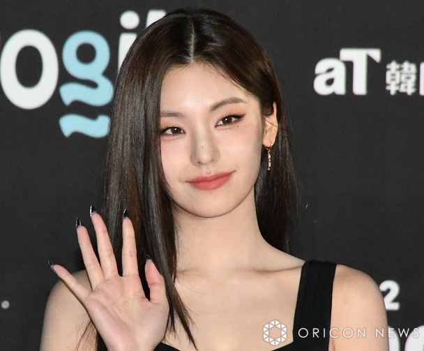 画像・写真 | 【MAMA】ITZY、NiziU登場 レッドカーペットが華やぐ 3枚目 | ORICON NEWS