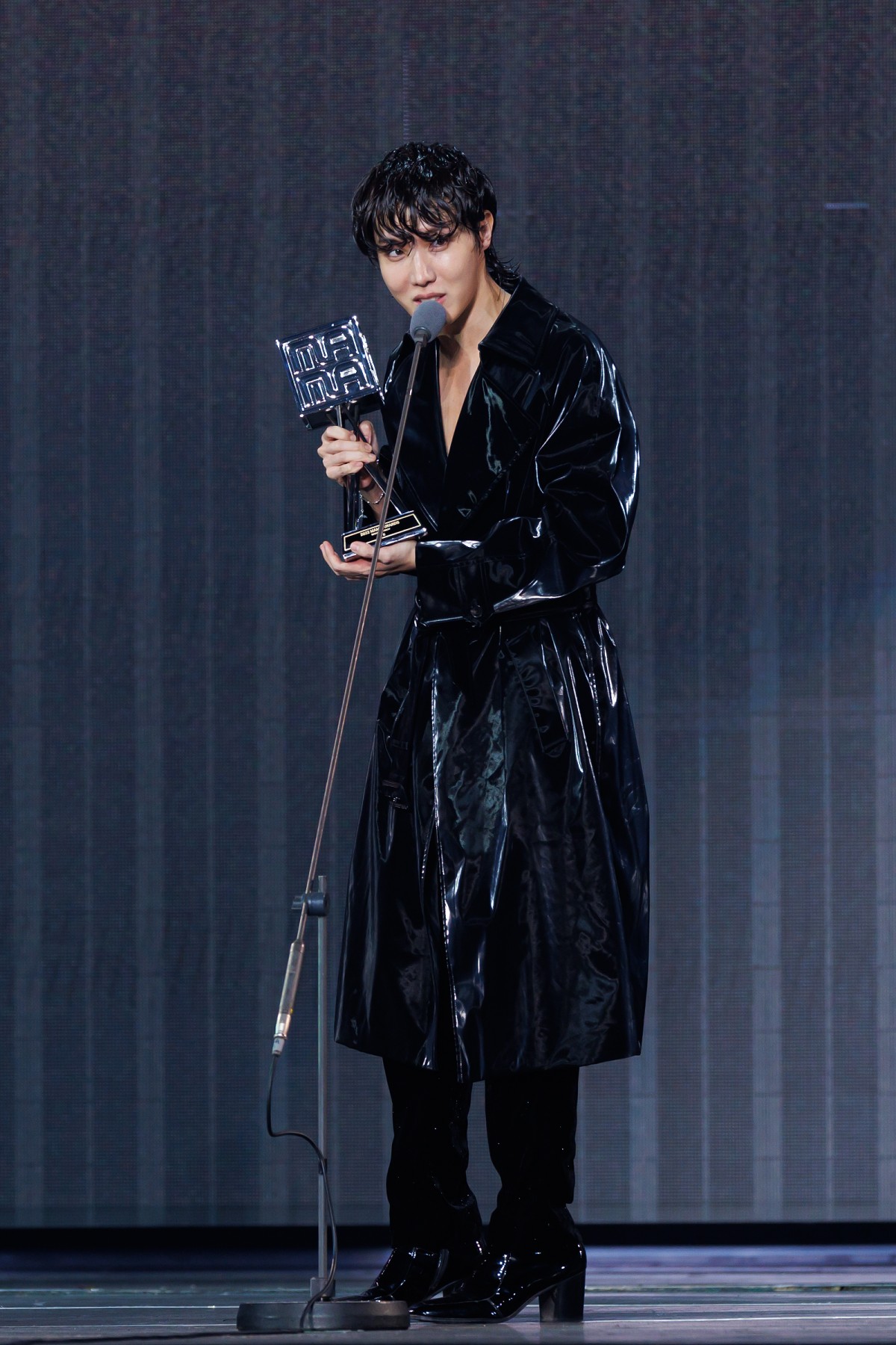 Mamamoo B賞8番 BLUEELEPHANT 👓YUKI brick MAMAMOO / HWASAさん着用〉 ▽OFFICIAL