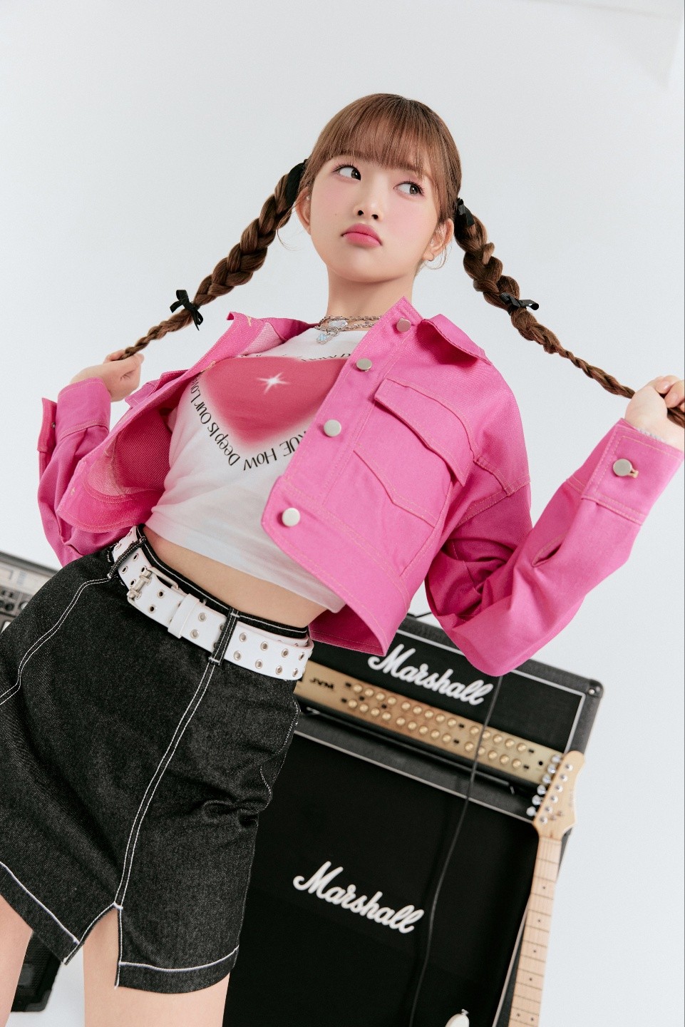 IVE レイ トレカ peach c 韓国コスメ 限定 Amazon.co.jp: IVE レイ トレカ peach c 韓国コスメ 限定 : おもちゃ