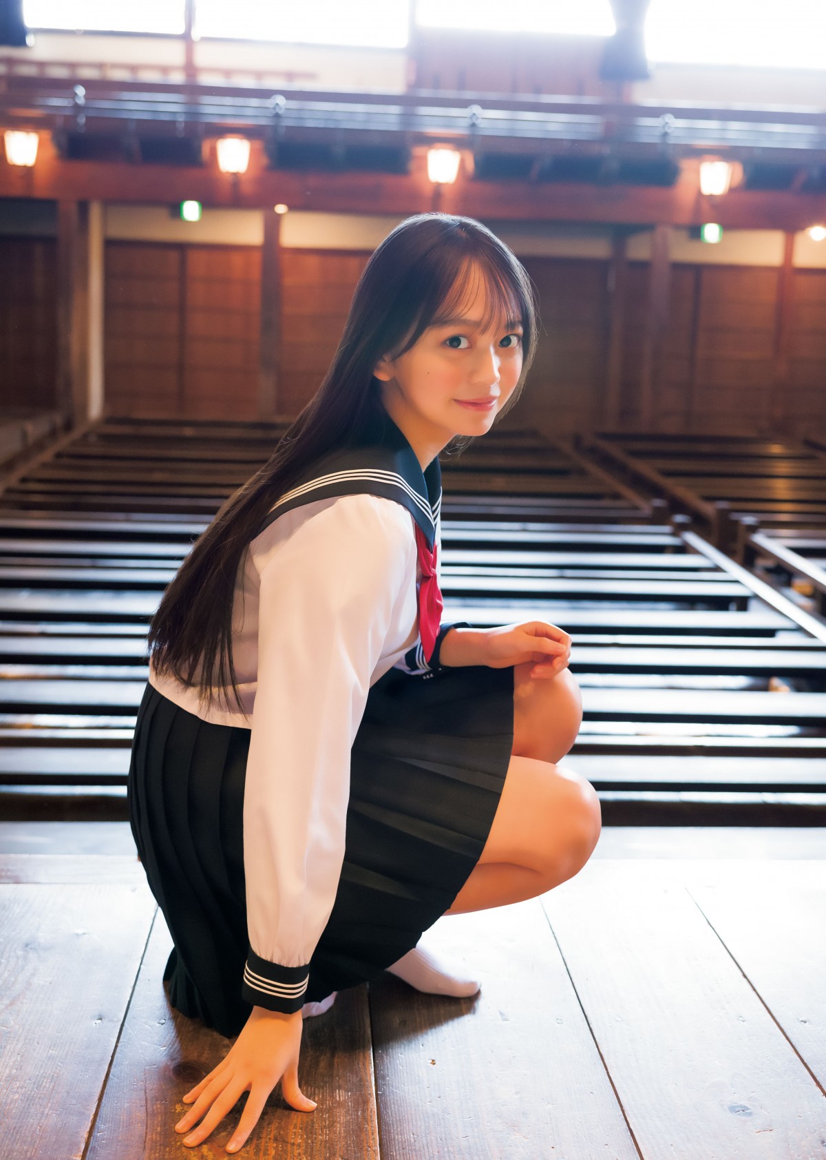 制コレ歴代屈指の美少女”蓬莱舞『ヤンジャン』初ソロ表紙 今年の