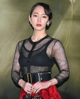 �g�������A�N���X�}�X�͖��N�l�ԃh�b�N�u��ԋ󂢂Ă�����(��)�v 