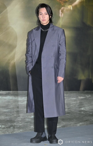 画像・写真 | 山下智久、遊び心を演出した冬コーデでキメる 年末は「生