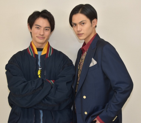 前田拳太郎 簡秀吉 直筆サイン入りチェキ リバイス 仮面