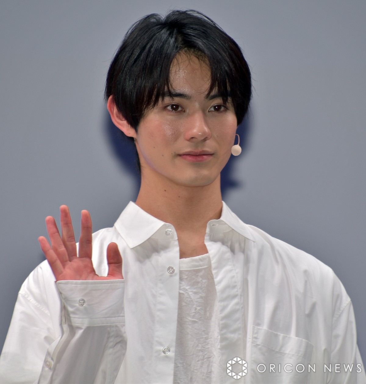 前田拳太郎 サイン入りチェキ 生写真 モデルプレス på X: 