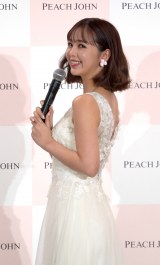 ���c�j�R���A�w���ς����背�[�X�h���X�œo�� ���f�R���e����I�u���ꂢ�ɂ��Ă��܂���!�v 