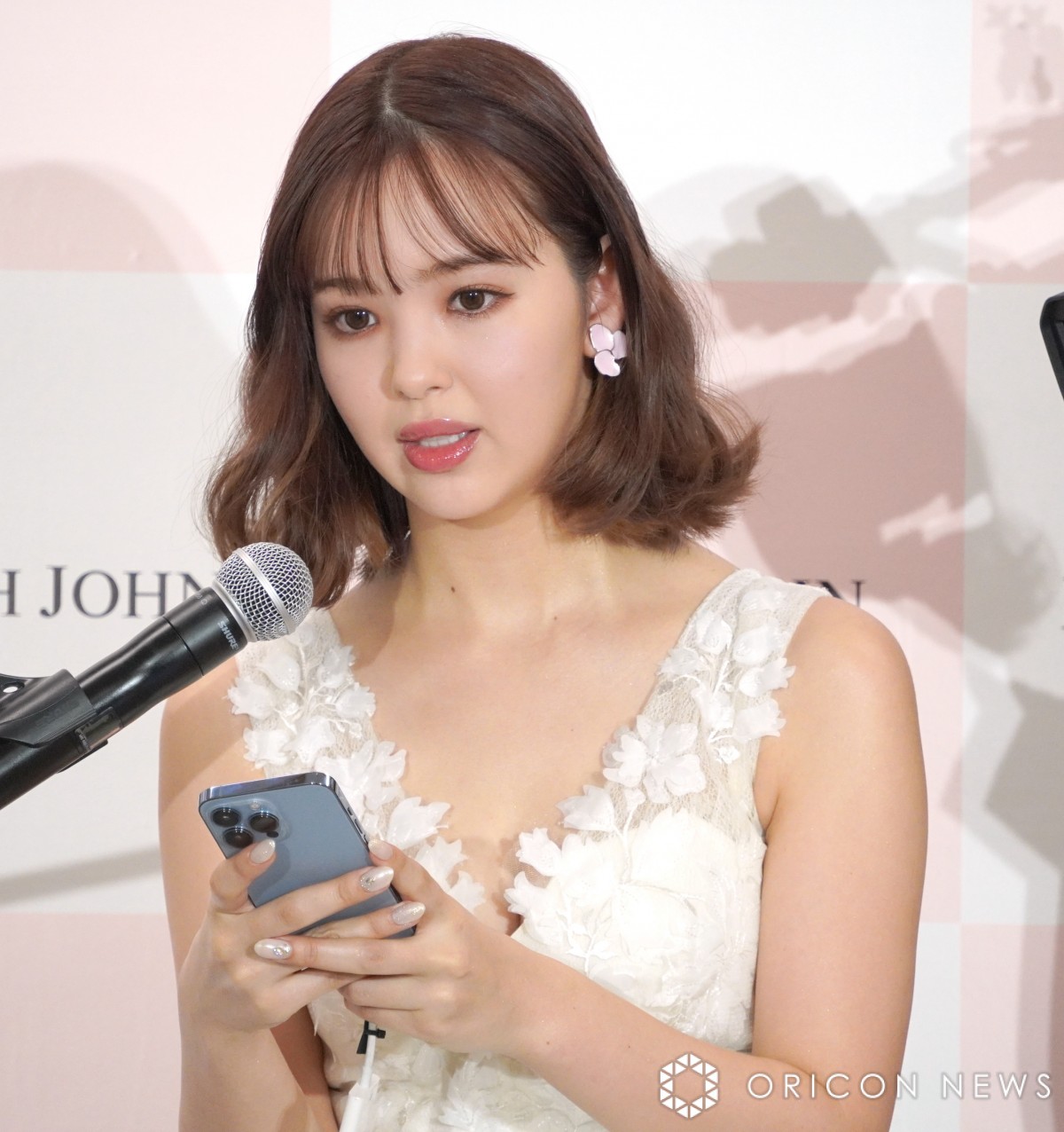 藤田ニコル　流出 藤田ニコル、“フリック入力”できず スマホ早打ち挑戦も苦戦「危険なので普段はゆっくりやってる」 | ORICON NEWS