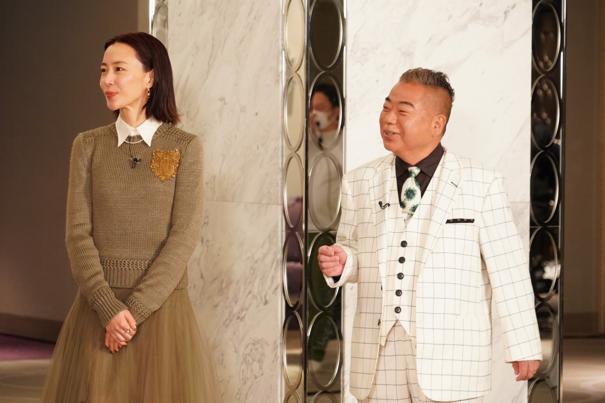木村佳乃 お尻 ゴチ』新メンバー2人大発表 運動神経抜群で超多忙の人気者＆前代未聞の事態を巻き起こす高身長男性の正体が明らかに | ORICON NEWS