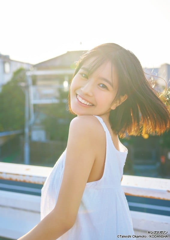 画像・写真 | “現役JK妹系インフルエンサー”夏芽すず、初水着グラビアでフレッシュビキニ解禁 2枚目 | ORICON NEWS