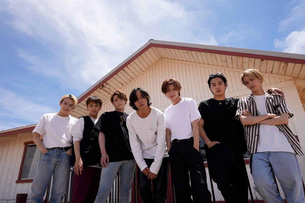 Travis 寝転がり Japan 未開封 写真集 トラ写