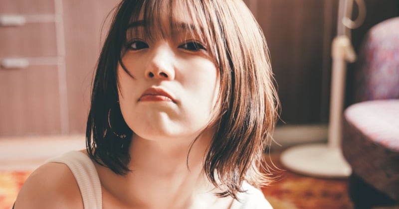 ラスト1着 極暖新品JFAハーフコート Proライセンス2XL内田篤人着用モデル 内田真礼、二の腕披露！夏らしいスイカとの2ショットも 『ヤンジャン