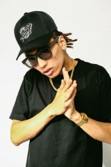 ���b�p�[�E\ellow Bucks�A�喃�����e�^�őߕ� ���m���x�����\ 