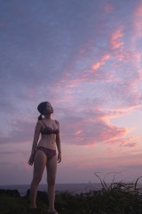 沢口愛華フォトブック GRAVURE A to Z tokyo trip ２冊 沢口愛華の20歳を記念したフォトブック2冊が同時発売。「試行