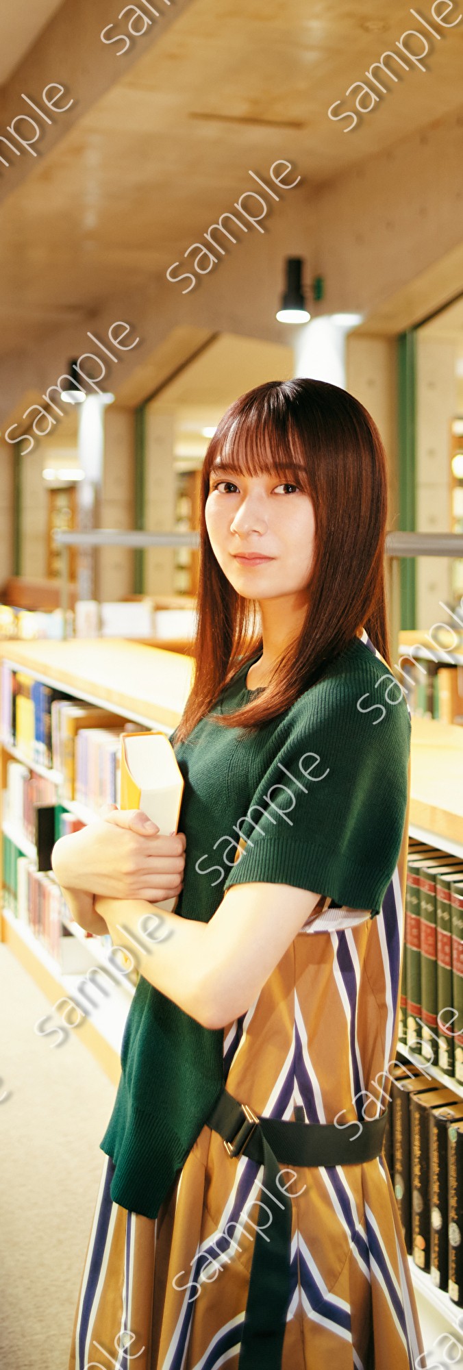 乃木坂46鈴木絢音、書籍封入特典は“しおり” 全3種のデザインが公開