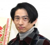 ��V6�O��A�W���j�[�Y��������5��2���������đޏ��ցu�V���ȓ��ւƐi�ނ��ƂƂȂ�܂����v 