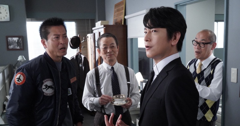 清*美様 及川光博　新聞　3枚　相棒 ten ピエロ 広告 10月24日、及川光博(2013) - ぴくちゃあ通信