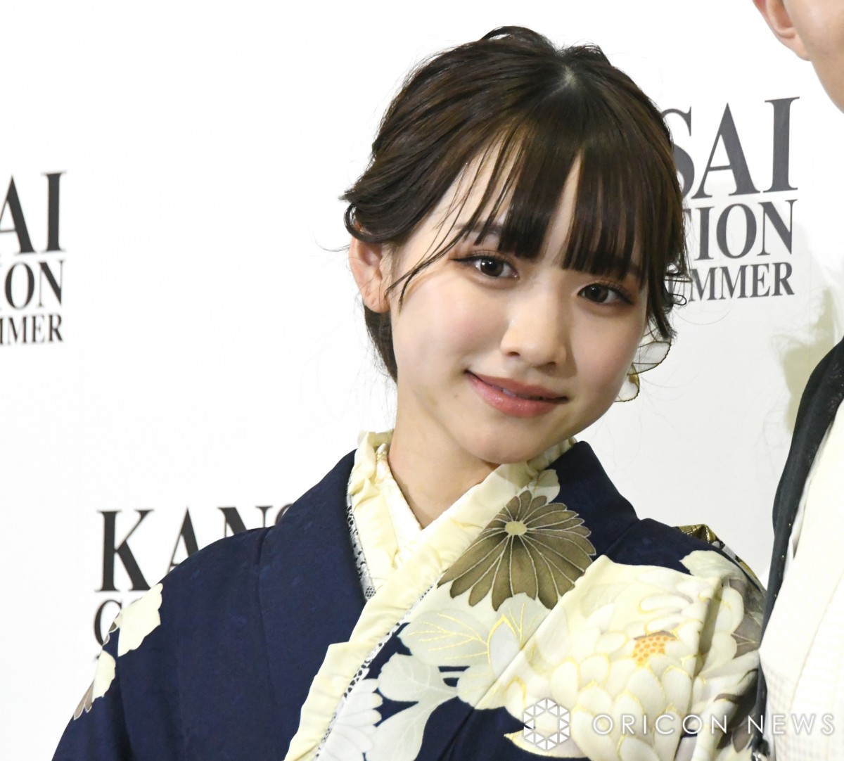 関コレ】2児のママ重川茉弥、19歳振り袖姿を披露「成人の実感わいてき