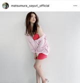 �������F���u��������ar4���� �V���W�������W�ɂ��ז����Ă��܂��v�i�ʐ^�̓C���X�^�O�������j 