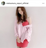 �������F���u��������ar4���� �V���W�������W�ɂ��ז����Ă��܂��v�i�ʐ^�̓C���X�^�O�������j 