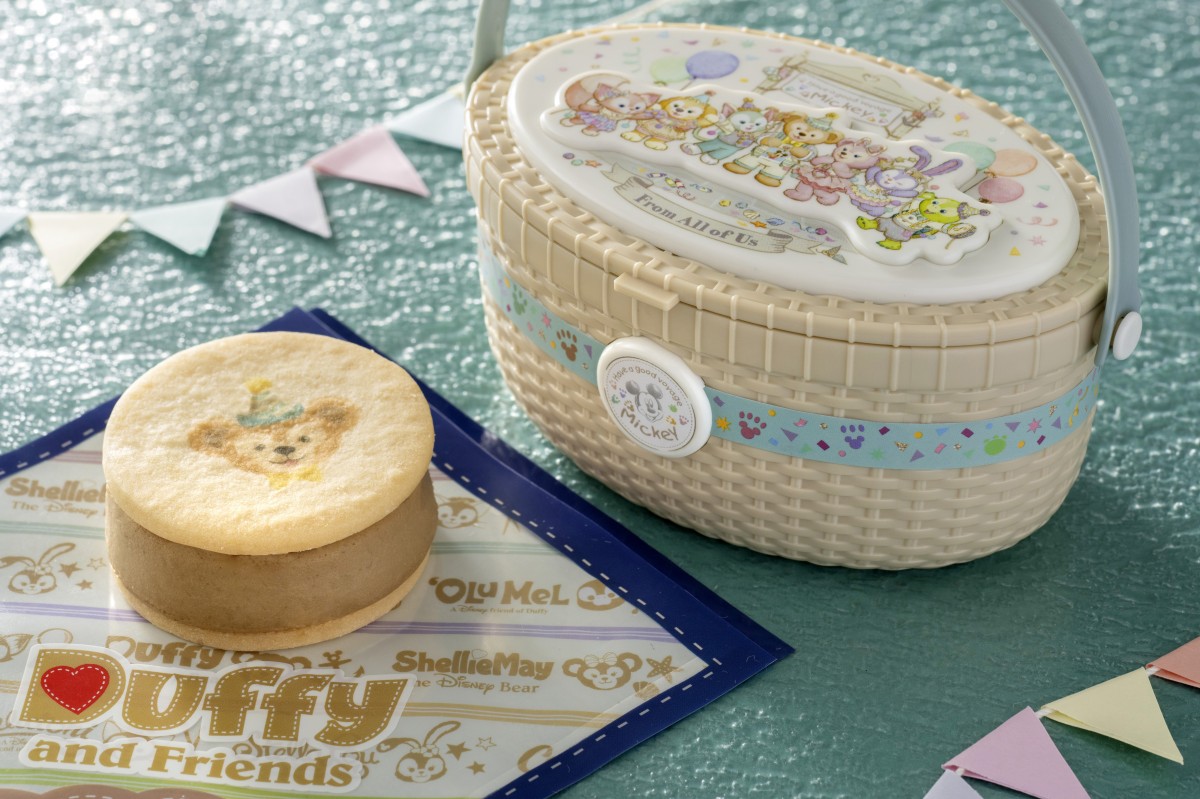 ダッフィー ダッフィー フレンズ お菓子の缶箱 佳かっ